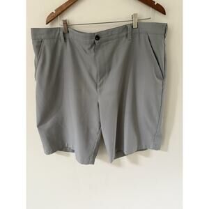 IZOD Shorts Mens Size 42 Grey Golf Chino Performance Golfer Outdoor Casual